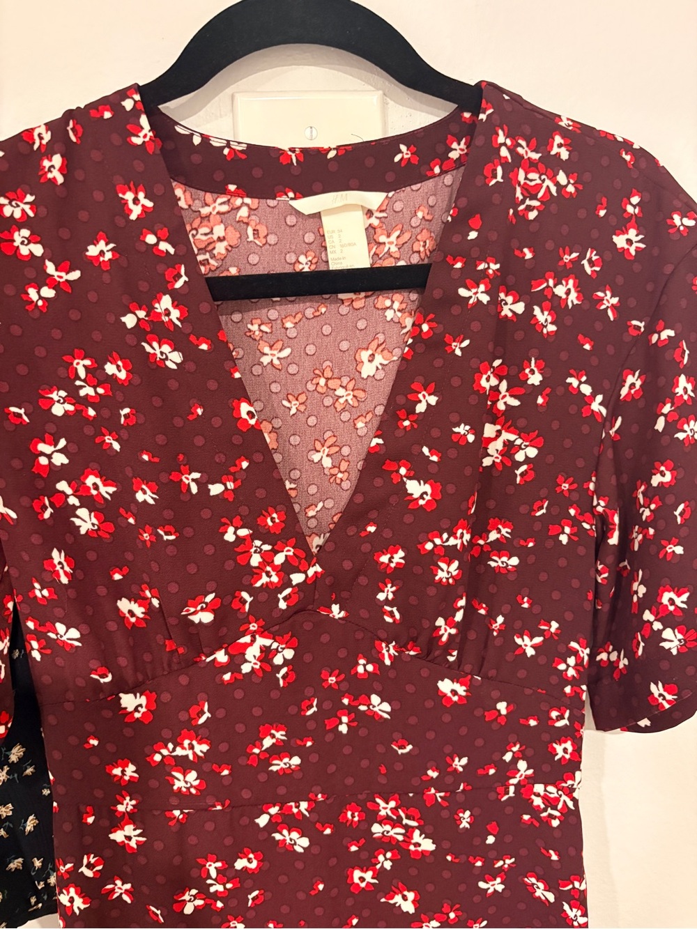 Nic & Jo Black Floral V-Neck Midi and H & M red floral Dress - Picture 3 of 11